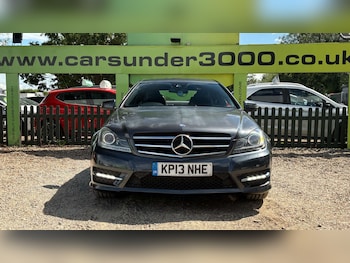 Used Mercedes-Benz C Class 2013 for sale - 79072883: Photo
