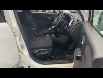 Used Jeep Renegade 2016 for sale - 74891103: Photo