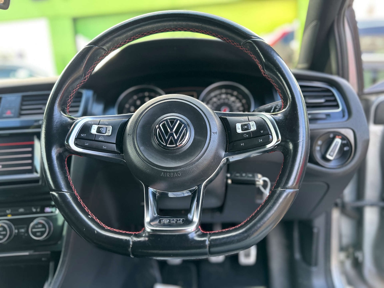 Used Volkswagen Golf 2014 for sale - 78176739: Photo 31