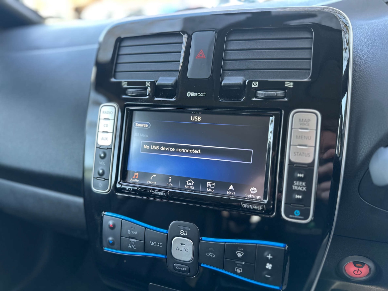 Used Nissan Leaf 2017 for sale - 77771464: Photo 3