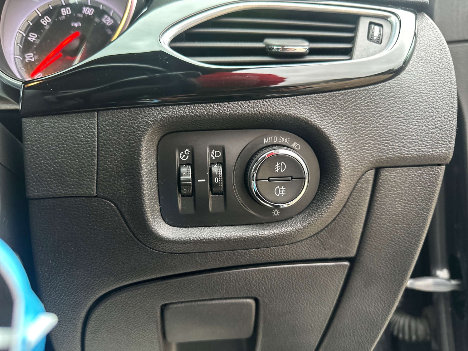 Used Vauxhall Astra 2017 for sale - 77482406: Photo 32