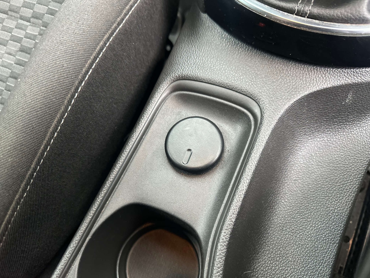 Used Vauxhall Astra 2017 for sale - 77482406: Photo 41