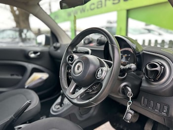 Used smart fortwo 2016 for sale - 78474279: Photo