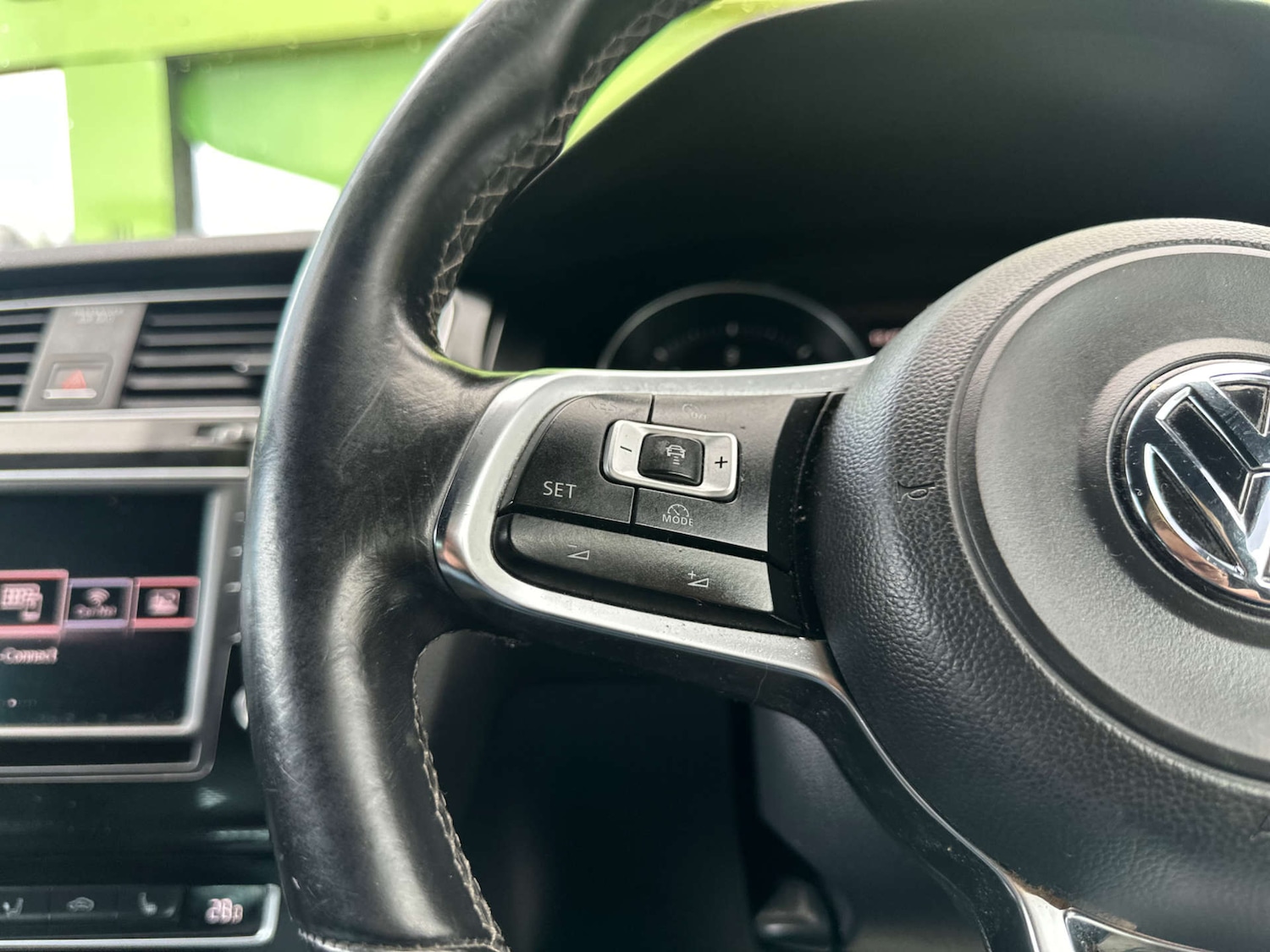 Used Volkswagen Golf 2016 for sale - 77482403: Photo 36