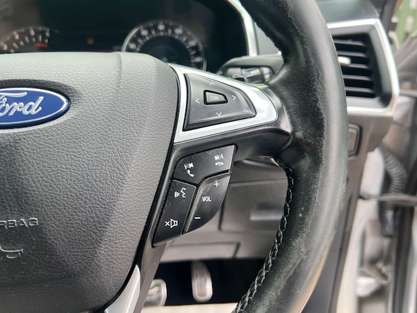 Used Ford S-Max 2017 for sale - 75542279: Photo 30