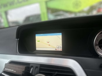 Used Mercedes-Benz C Class 2015 for sale - 76316520: Photo