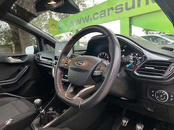 Used Ford Fiesta 2019 for sale - 76320866: Photo 2