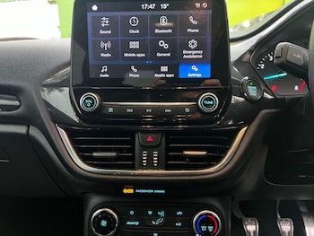 Used Ford Fiesta 2019 for sale - 76320866: Photo 3