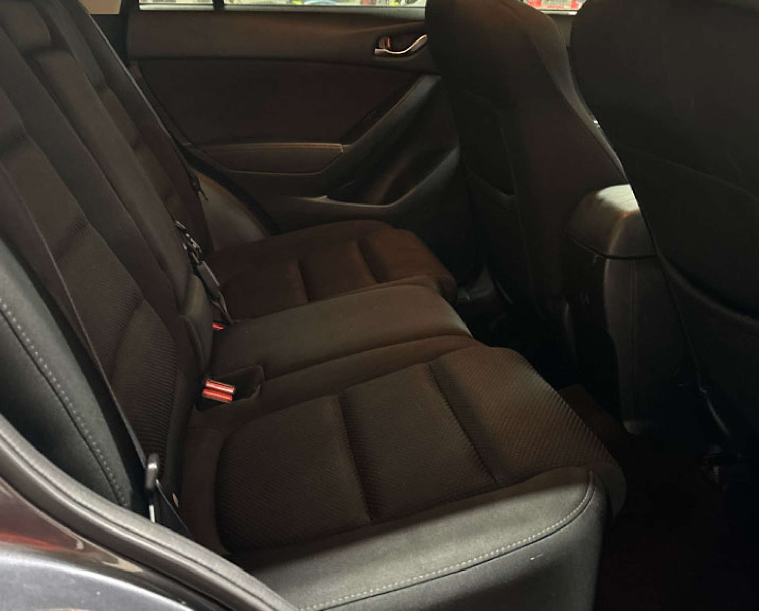 Used Mazda CX-5 2017 for sale - 76625856: Photo 4