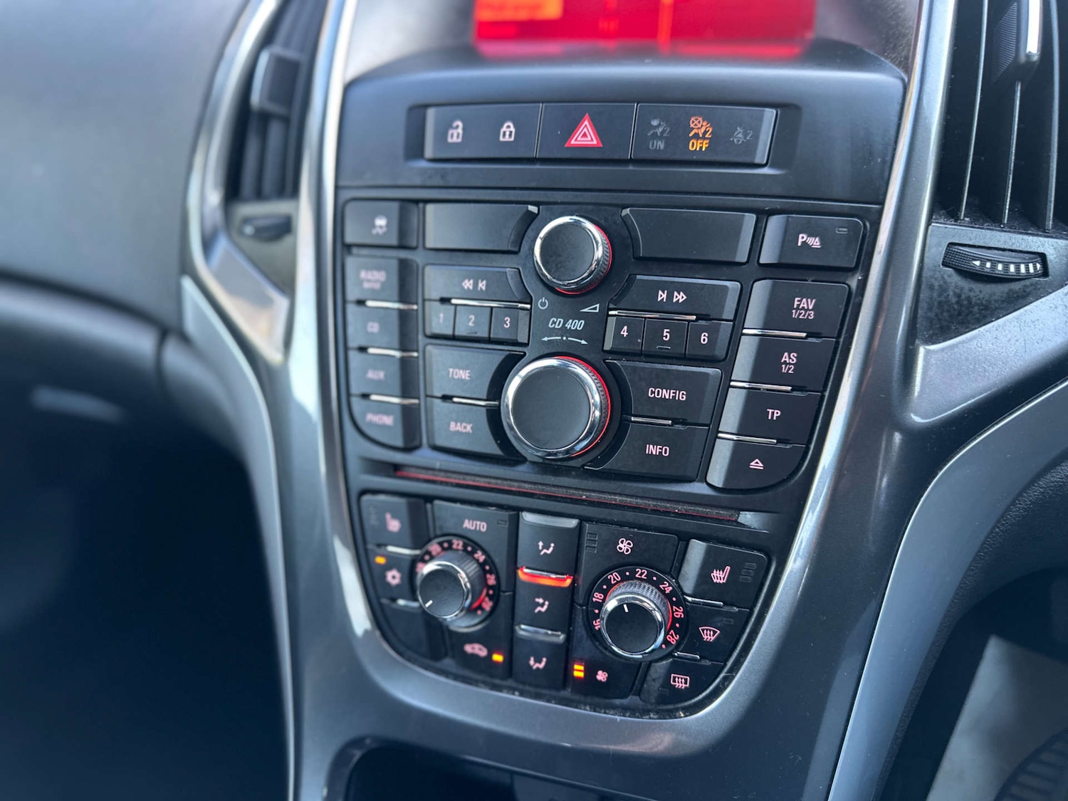 Used Vauxhall Astra 2013 for sale - 77765742: Photo 23