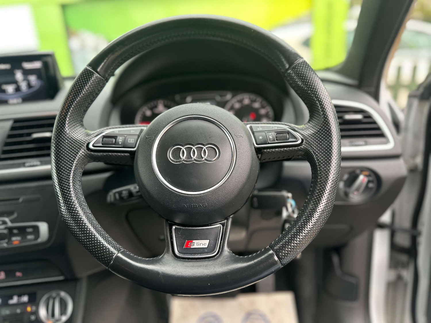 Used Audi Q3 2014 for sale - 76628243: Photo 29