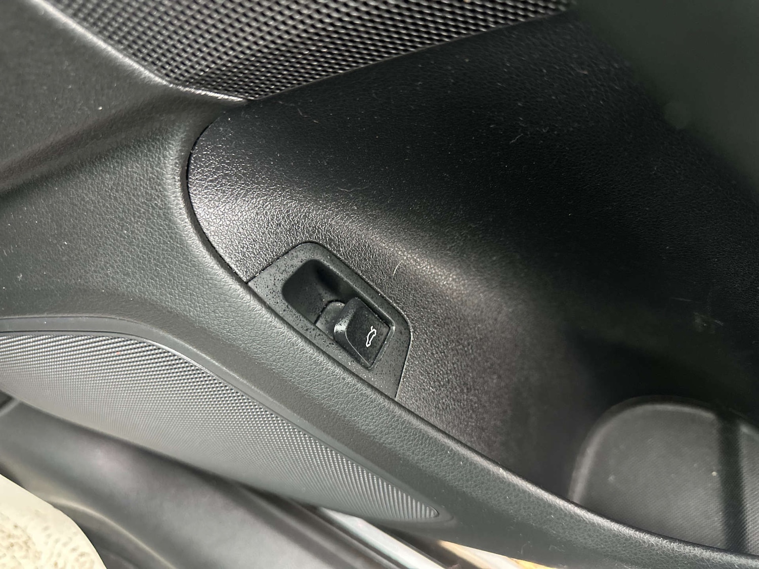 Used Audi Q3 2014 for sale - 76628243: Photo 30