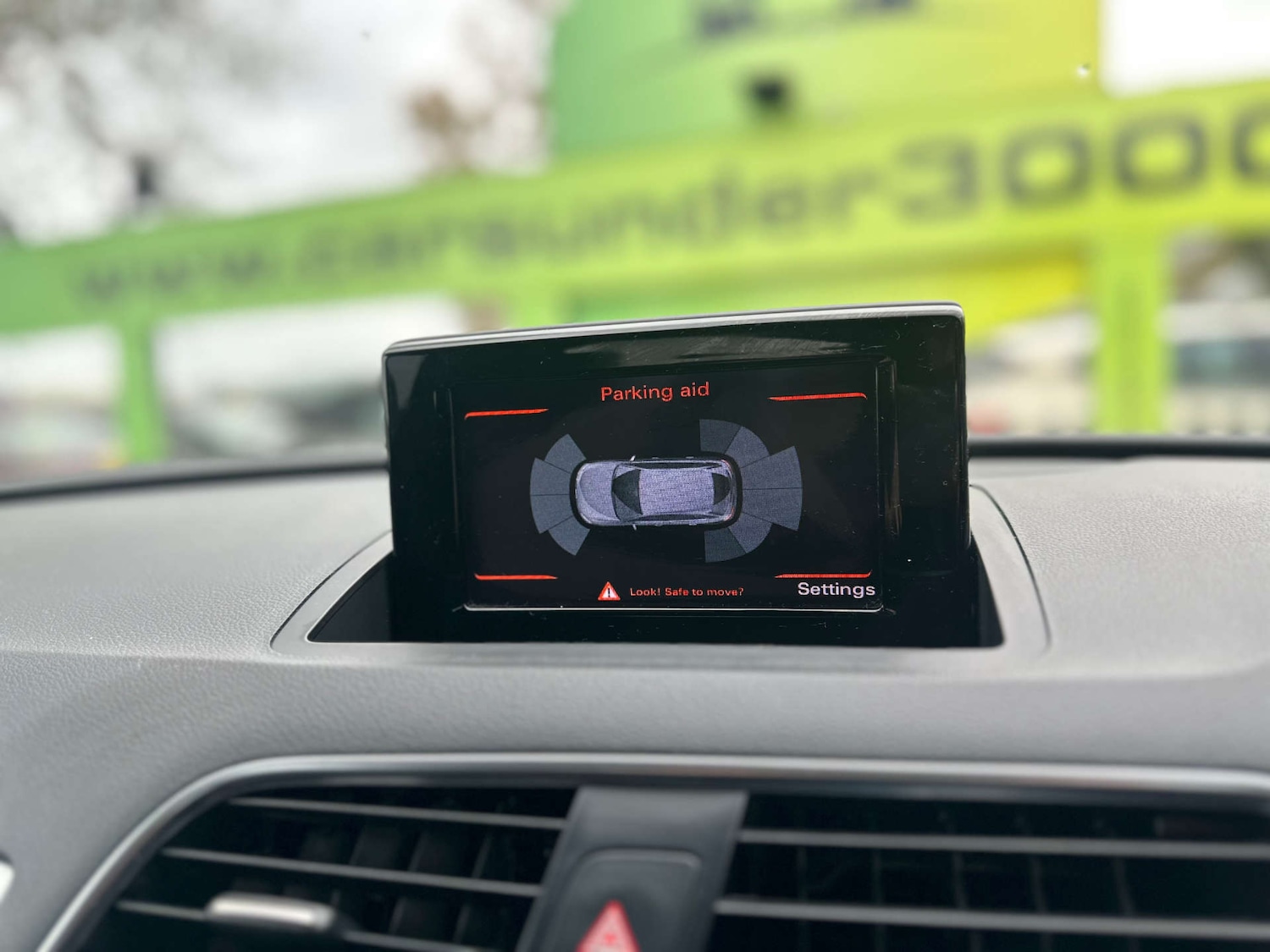 Used Audi Q3 2014 for sale - 76628243: Photo 35