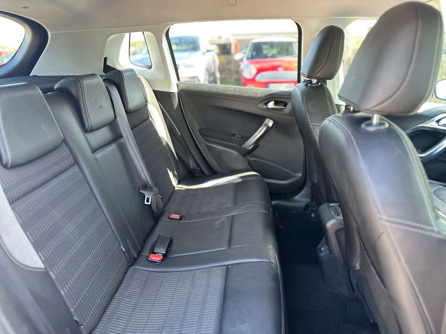 Used Peugeot 2008 2014 for sale - 78011117: Photo 12