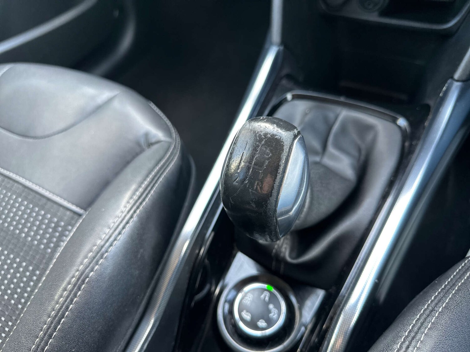 Used Peugeot 2008 2014 for sale - 78011117: Photo 22