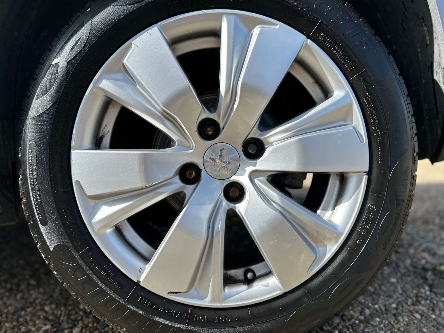 Used Peugeot 2008 2014 for sale - 78011117: Photo 8