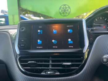 Used Peugeot 2008 2017 for sale - 75080511: Photo