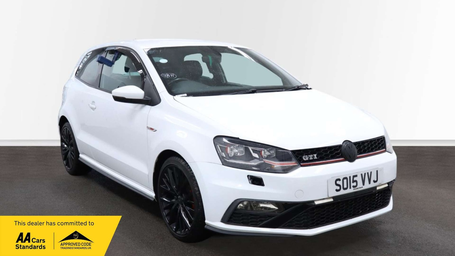 Used Volkswagen Polo 2015 for sale - 77318470: Photo 1