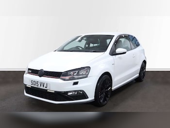 Used Volkswagen Polo 2015 for sale - 77318470: Photo