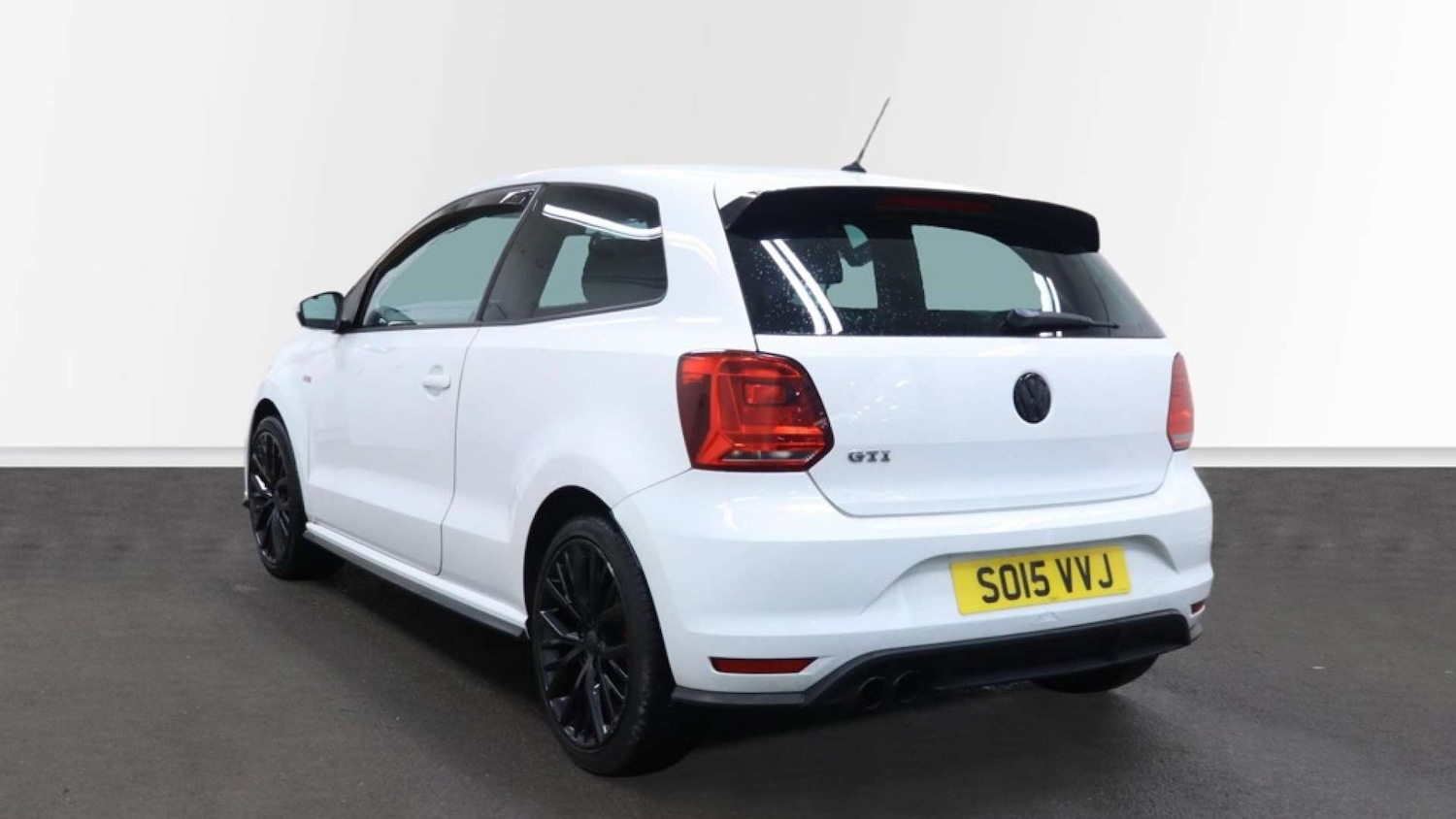 Used Volkswagen Polo 2015 for sale - 77318470: Photo 3