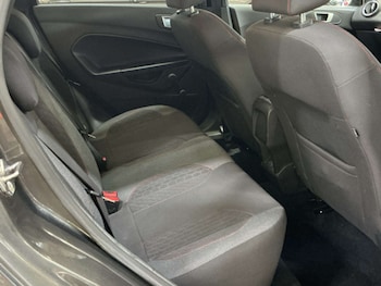 Used Ford Fiesta 2017 for sale - 79023237: Photo