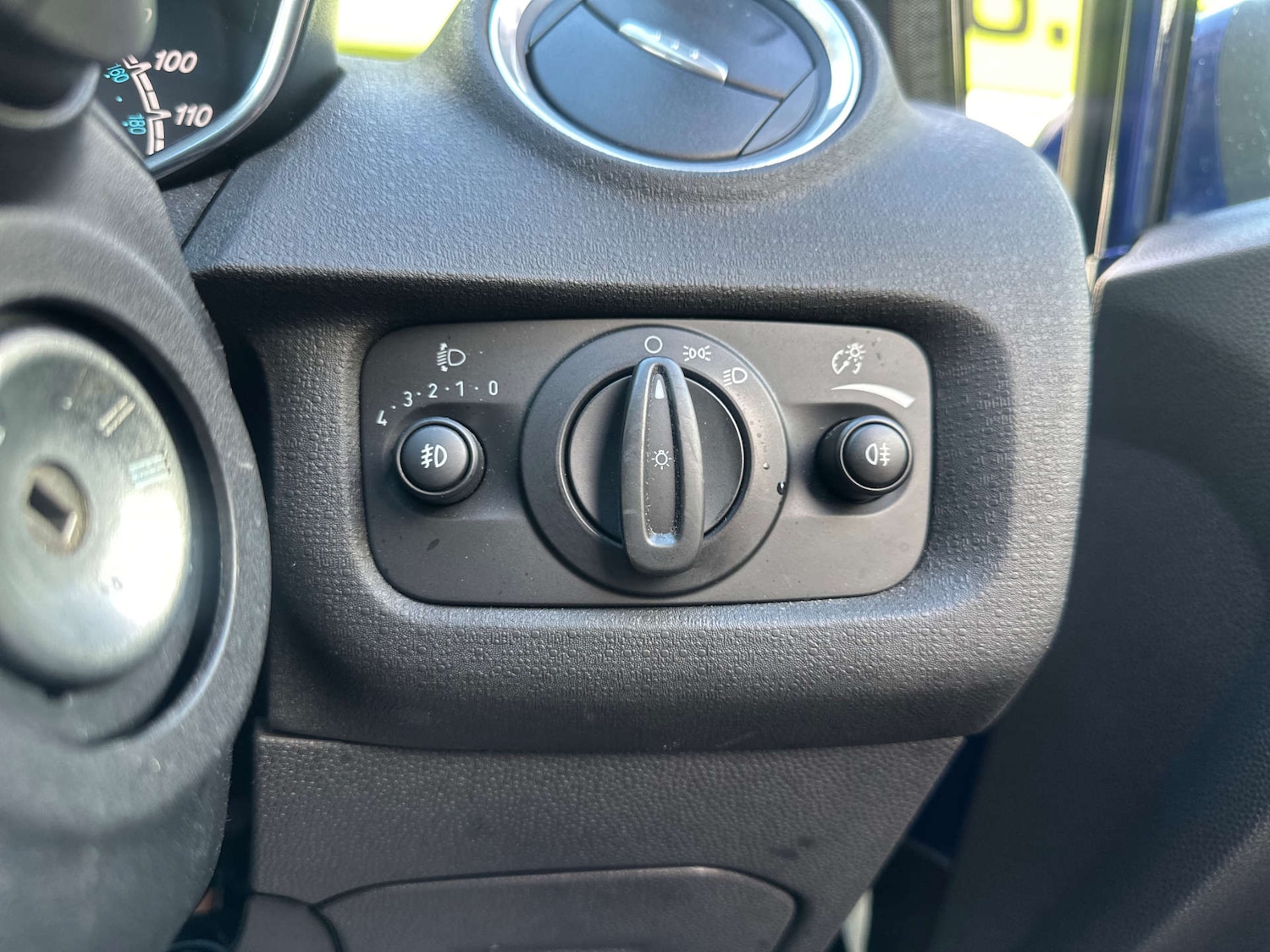 Used Ford Fiesta 2017 for sale - 76698004: Photo 33