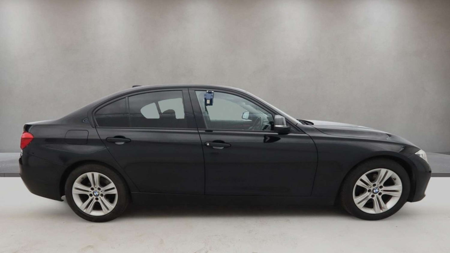 Used BMW 3 Series 2017 for sale - 77975381: Photo 10