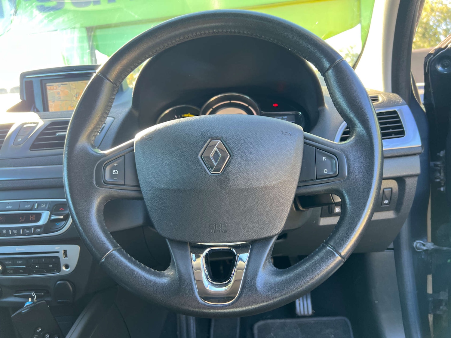 Used Renault Megane 2015 for sale - 76193385: Photo 27