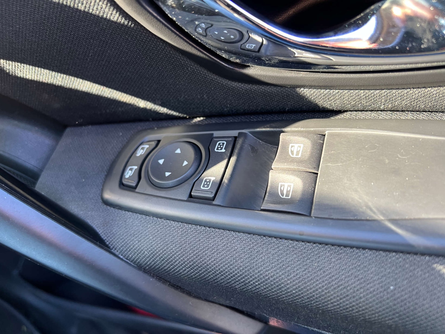 Used Renault Megane 2015 for sale - 76193385: Photo 28
