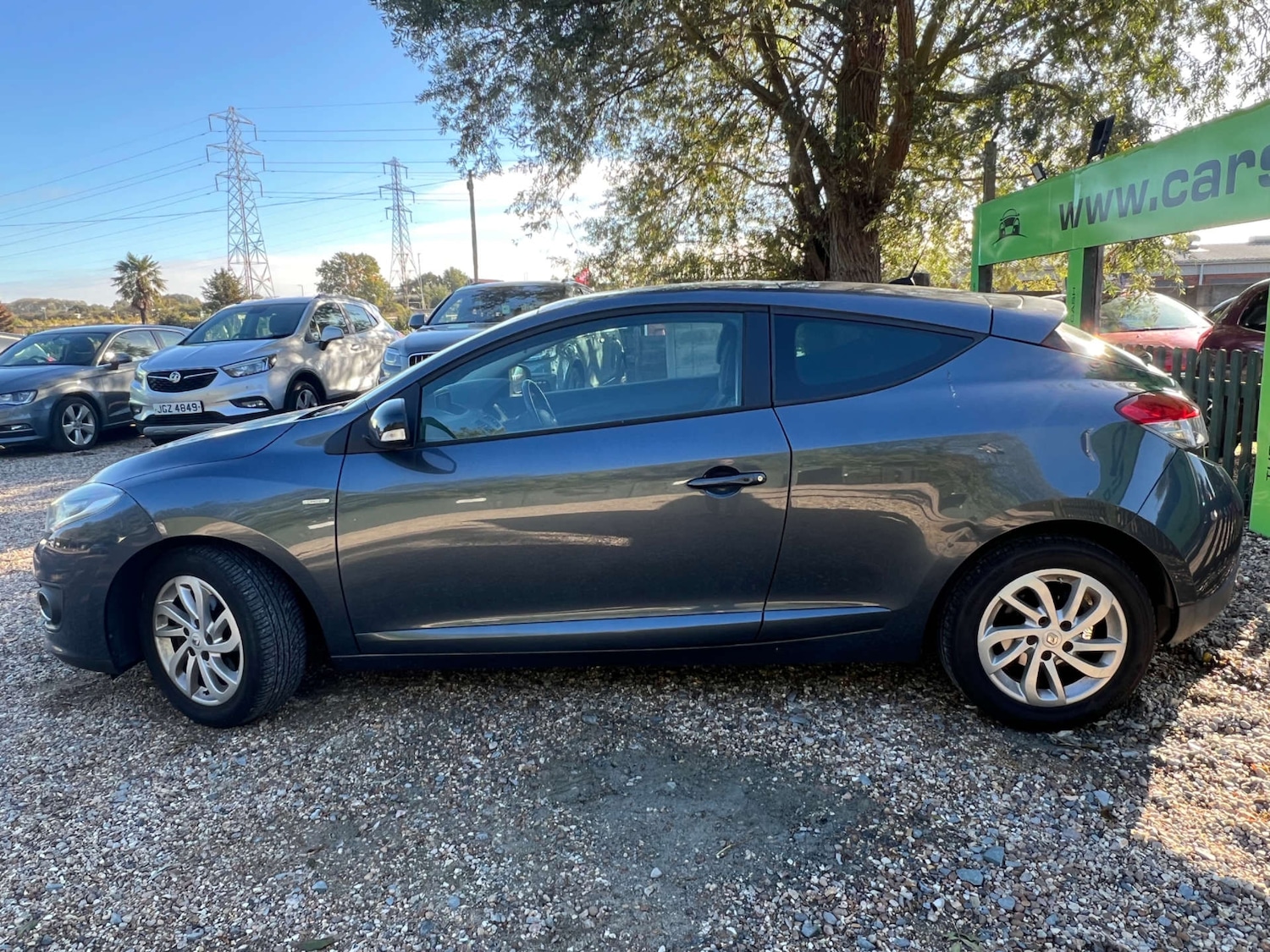 Used Renault Megane 2015 for sale - 76193385: Photo 6