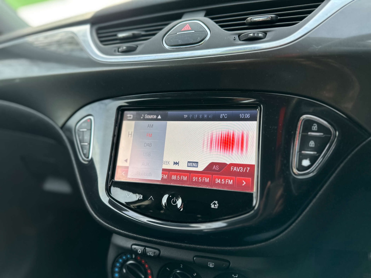 Used Vauxhall Corsa 2015 for sale - 77636177: Photo 16