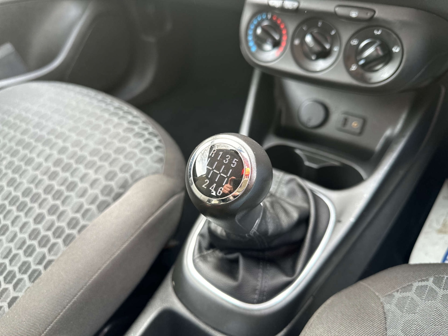 Used Vauxhall Corsa 2015 for sale - 77636177: Photo 25