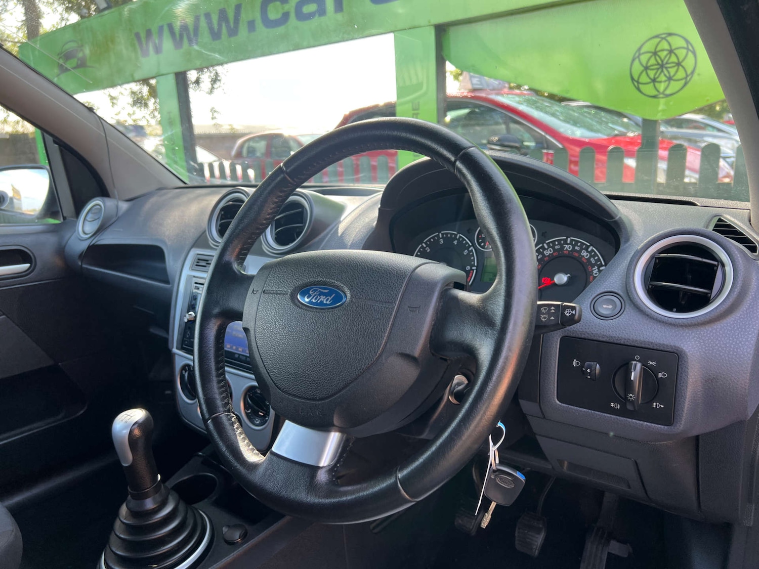 Used Ford Fiesta 2007 for sale - 76601559: Photo 2