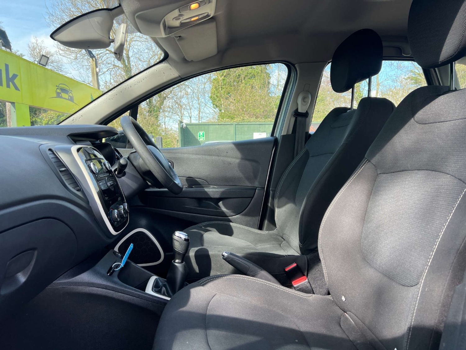 Used Renault Captur 2019 for sale - 76277953: Photo 15