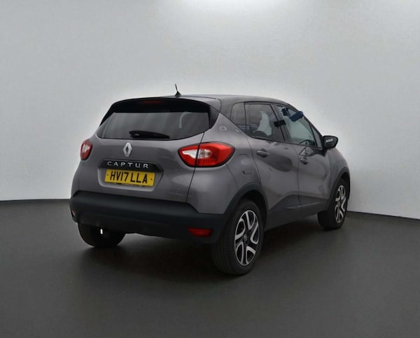 Used Renault Captur 2017 for sale - 76263546: Photo 10