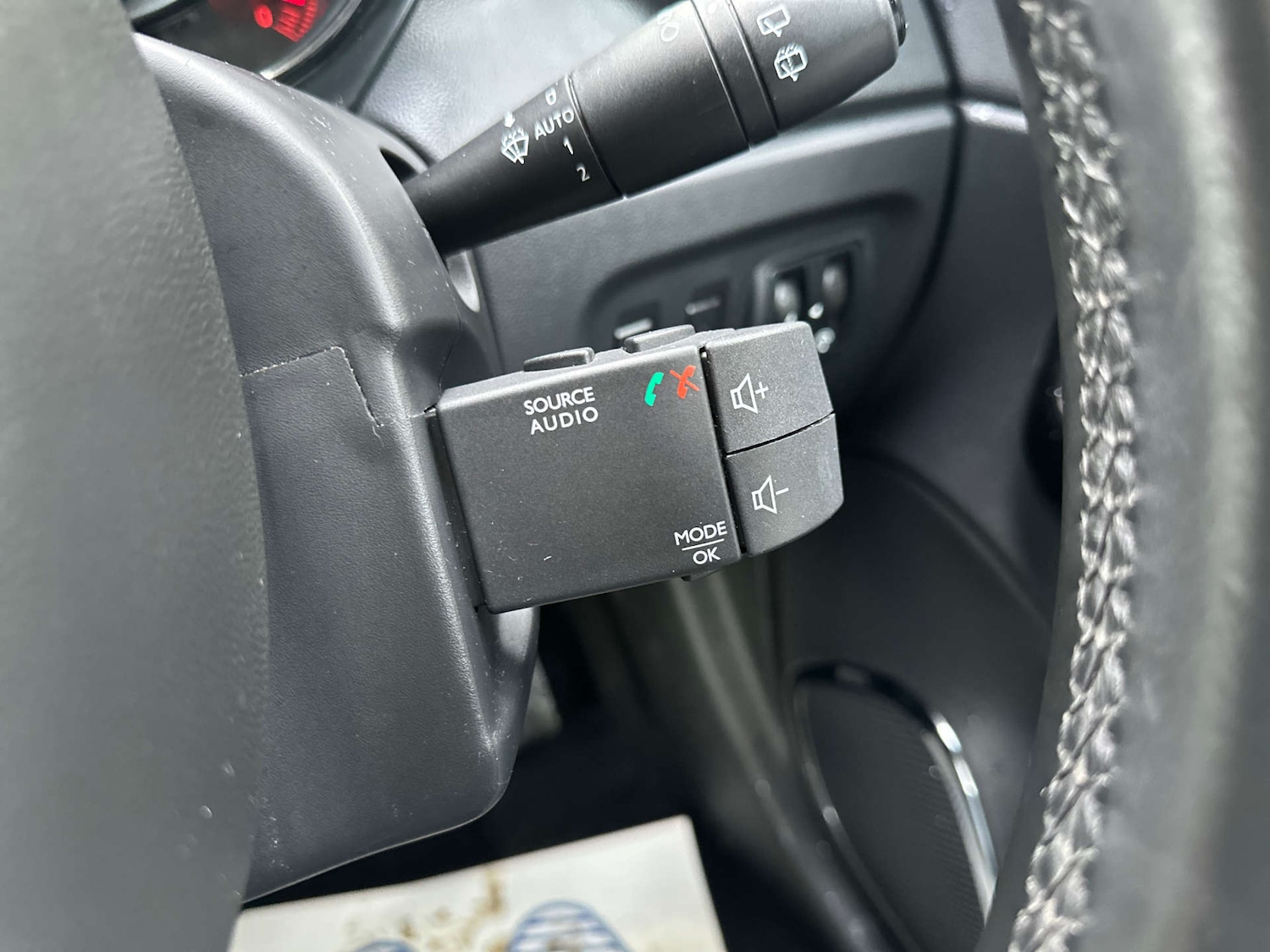 Used Renault Captur 2017 for sale - 76263546: Photo 28