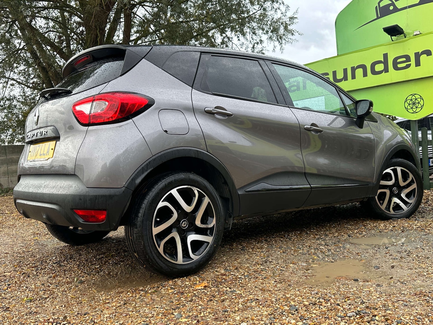 Used Renault Captur 2017 for sale - 76263546: Photo 9