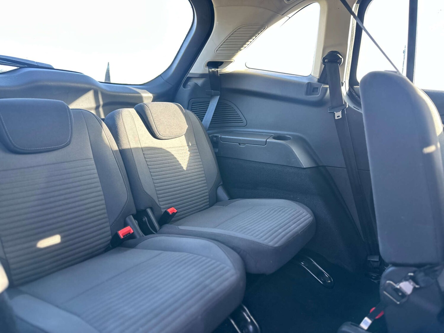 Used Ford Grand C-Max 2017 for sale - 77571250: Photo 14