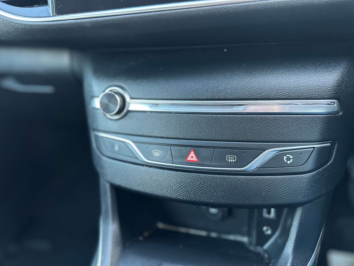 Used Peugeot 308 2016 for sale - 77765756: Photo 23