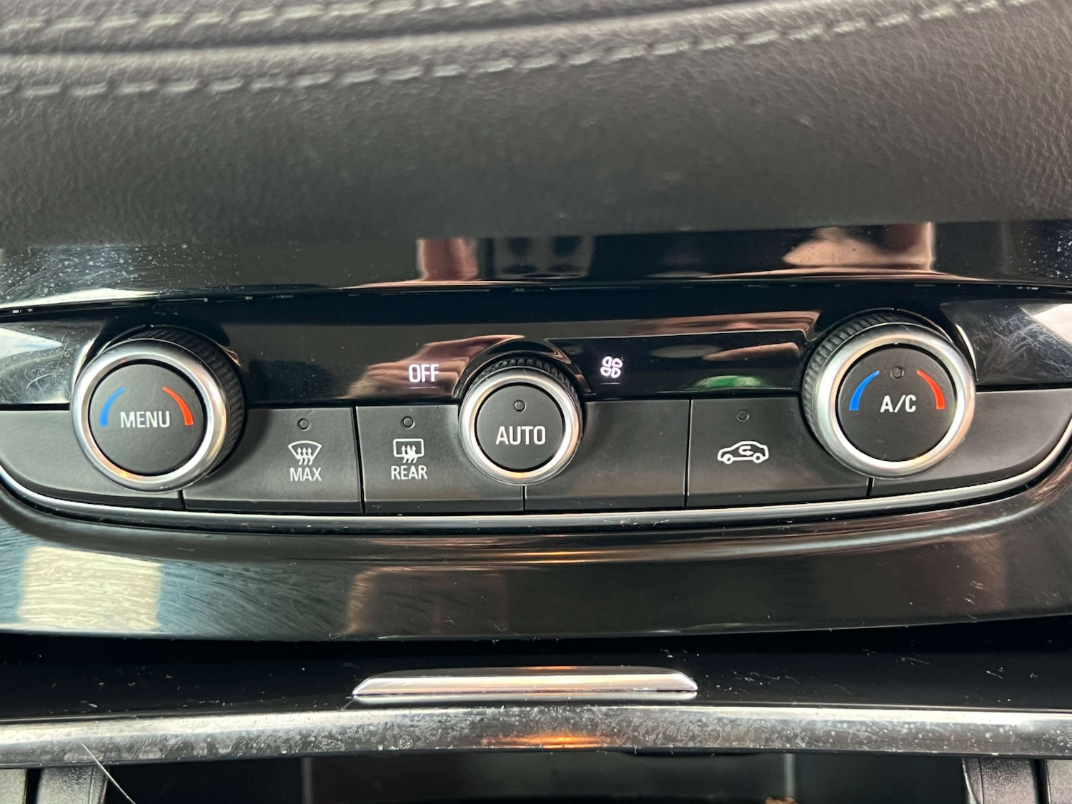 Used Vauxhall Grandland X 2018 for sale - 76829837: Photo 22