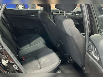 Used Honda Civic 2017 for sale - 76222980: Photo