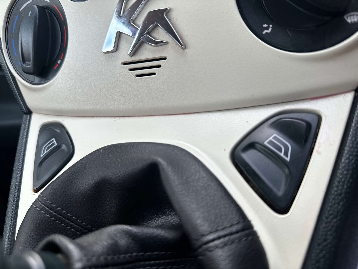 Used Ford Ka 2014 for sale - 76757121: Photo 19