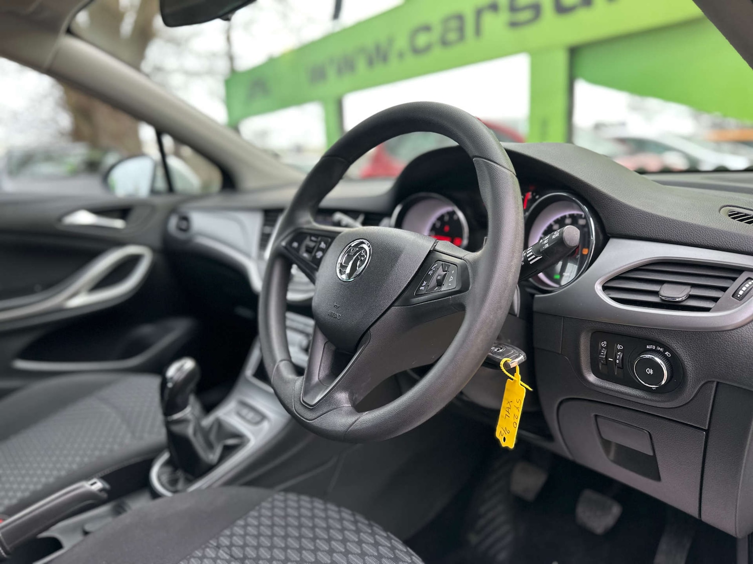 Used Vauxhall Astra 2020 for sale - 77529386: Photo 2