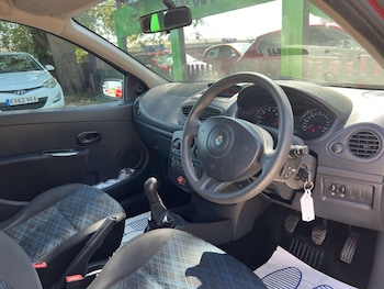 Used Renault Clio 2009 for sale - 75631341: Photo