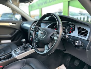 Used Audi A4 2015 for sale - 77693782: Photo