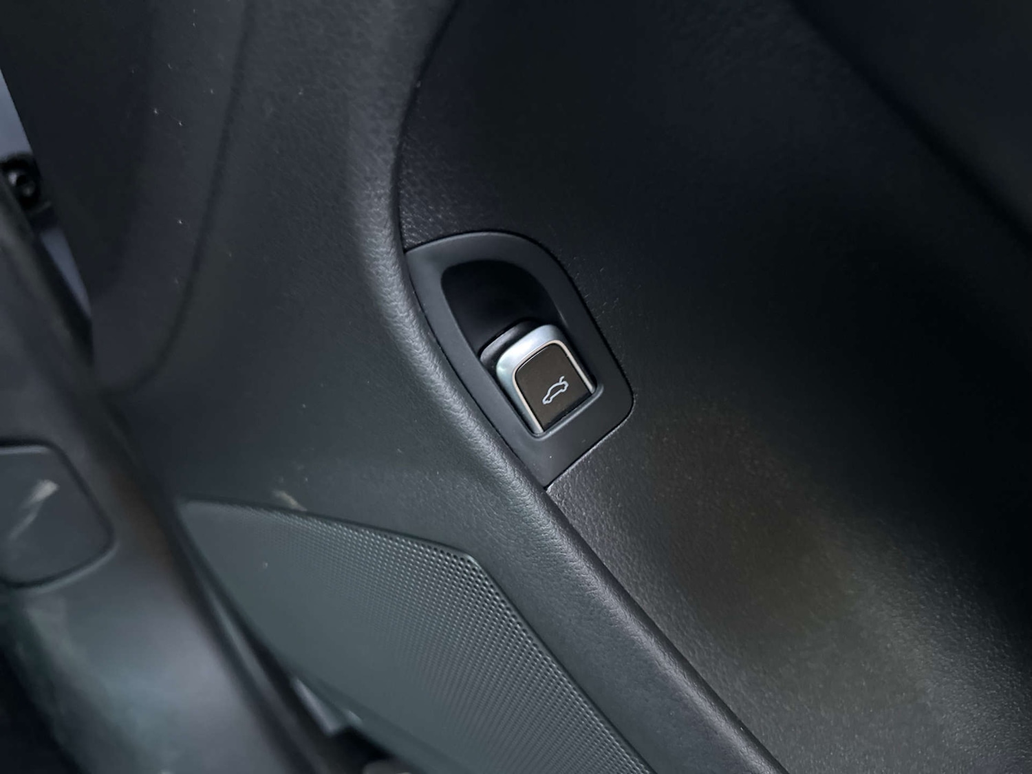 Used Audi A4 2015 for sale - 77693782: Photo 32