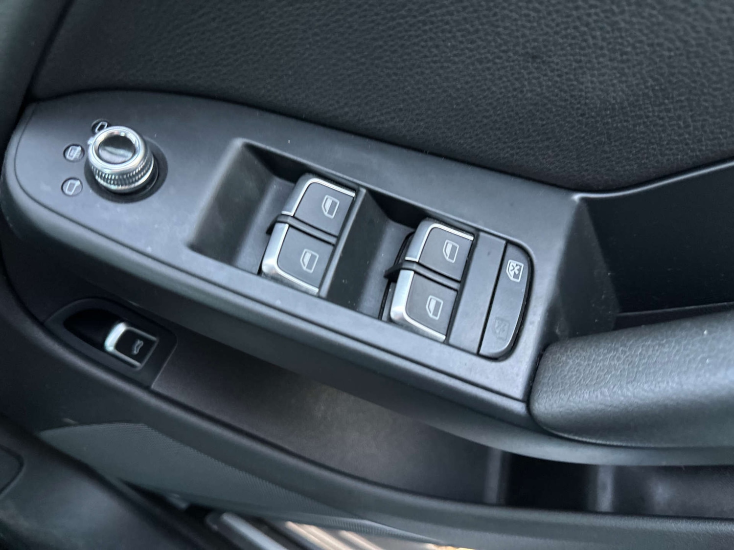 Used Audi A4 2015 for sale - 77693782: Photo 36