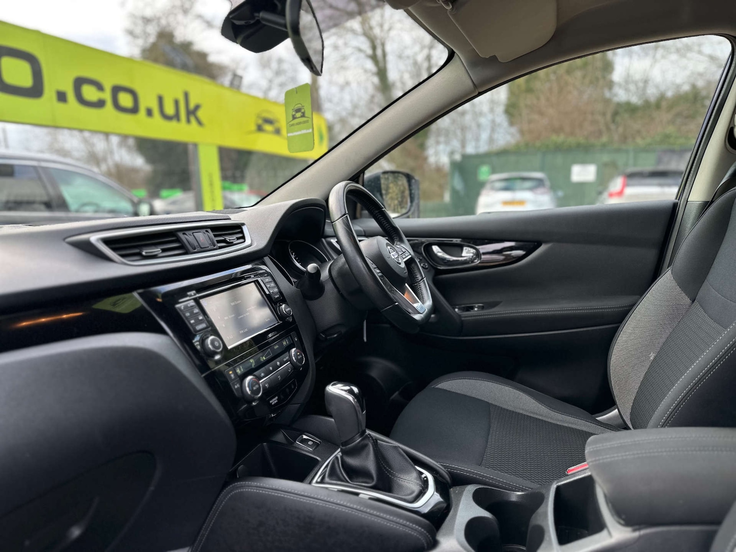 Used Nissan Qashqai 2017 for sale - 77378359: Photo 17