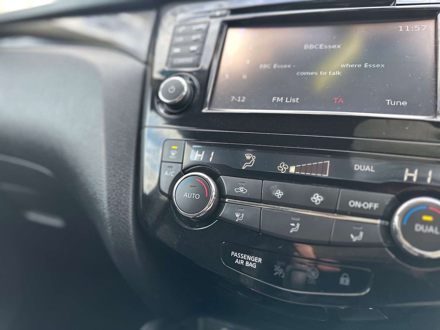 Used Nissan Qashqai 2017 for sale - 77378359: Photo 23