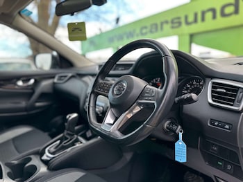 Used Nissan Qashqai 2017 for sale - 77378359: Photo